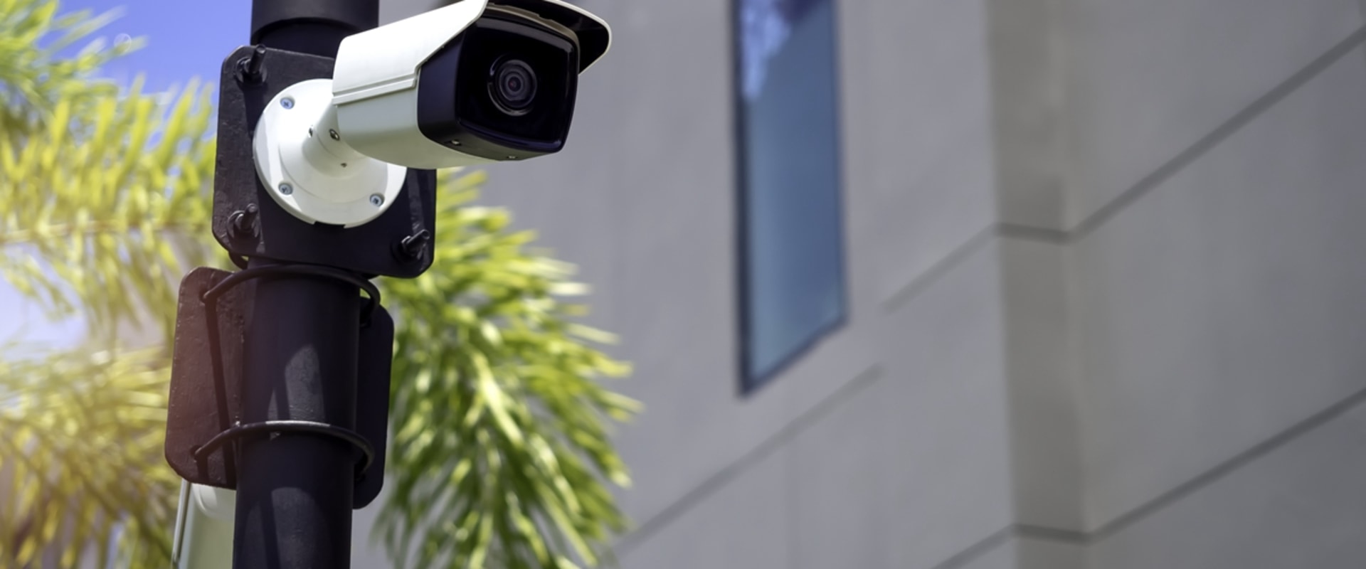 Wired vs Wireless Installation: Which is Best for Your Security Cameras?